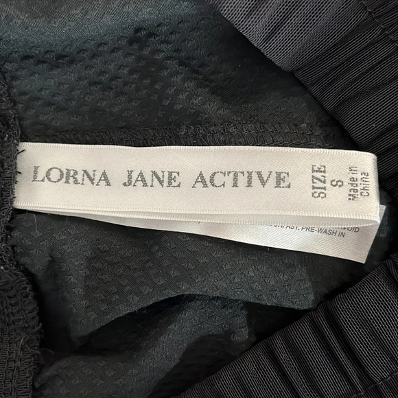 Lorna Jane Active Studio Type Pants in Black - Size Small - Picture 4 of 6